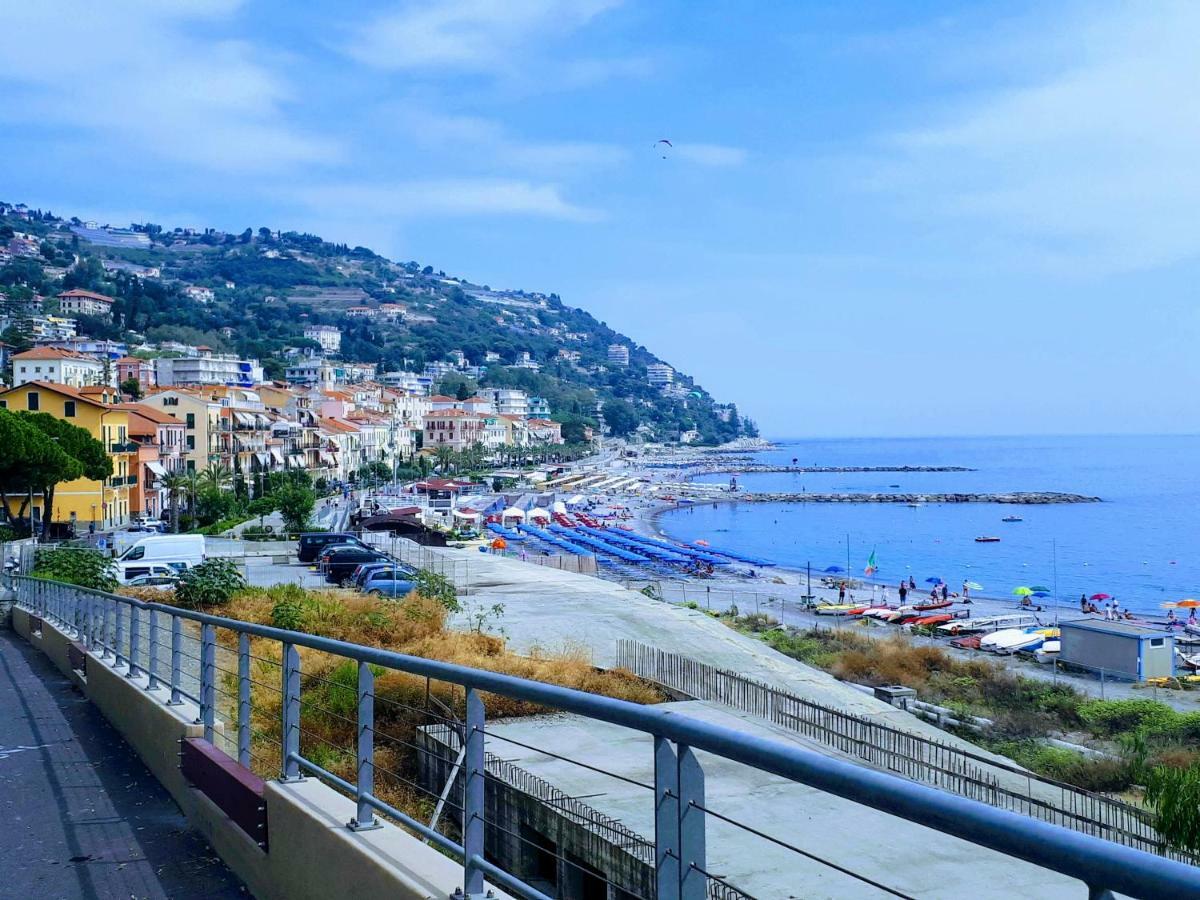 Rifugio Societa Semplice Apartment Ospedaletti Luaran gambar