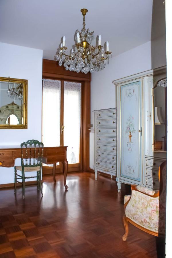 Rifugio Societa Semplice Apartment Ospedaletti Luaran gambar